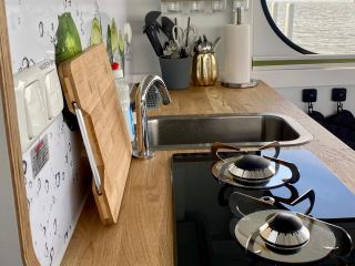 Foto Nummer 5: Rollyboot Florina